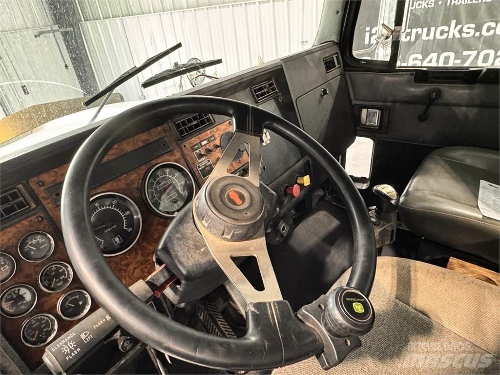Kenworth T800 Naudoti vilkikai