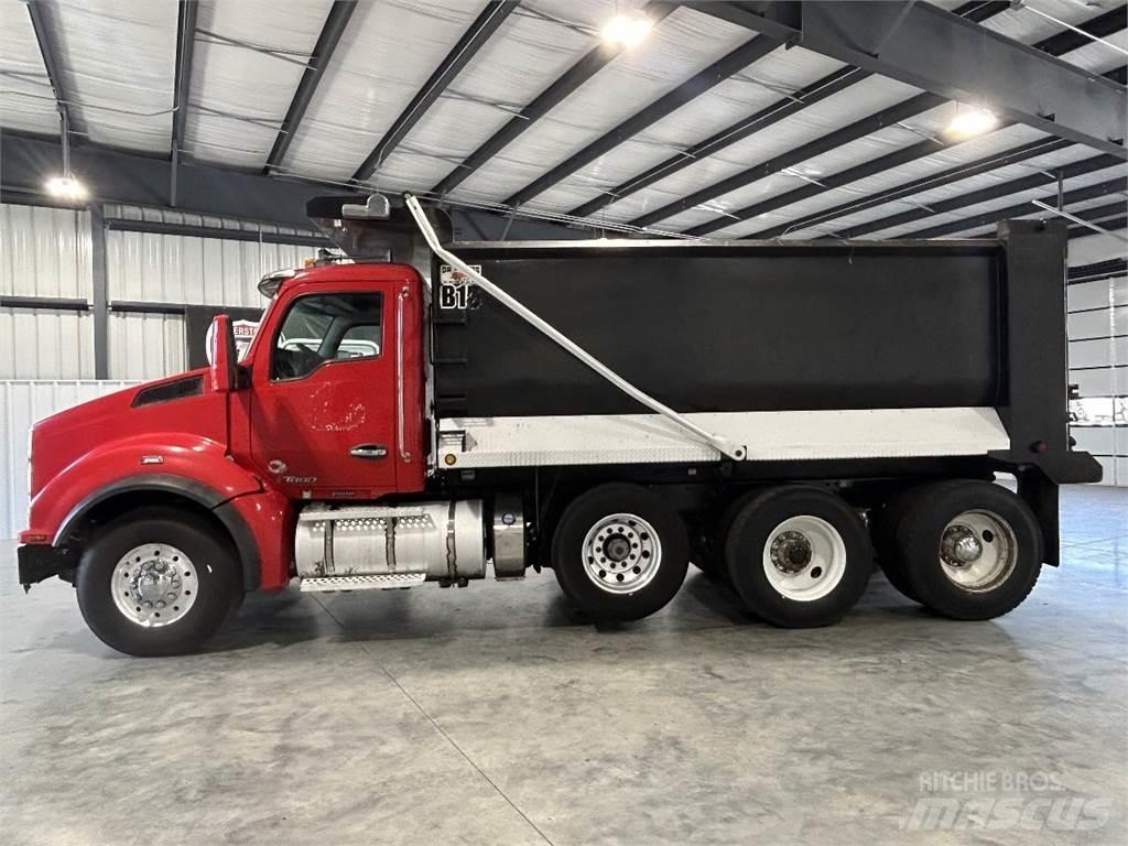 Kenworth T880 Savivarčių priekabų vilkikai