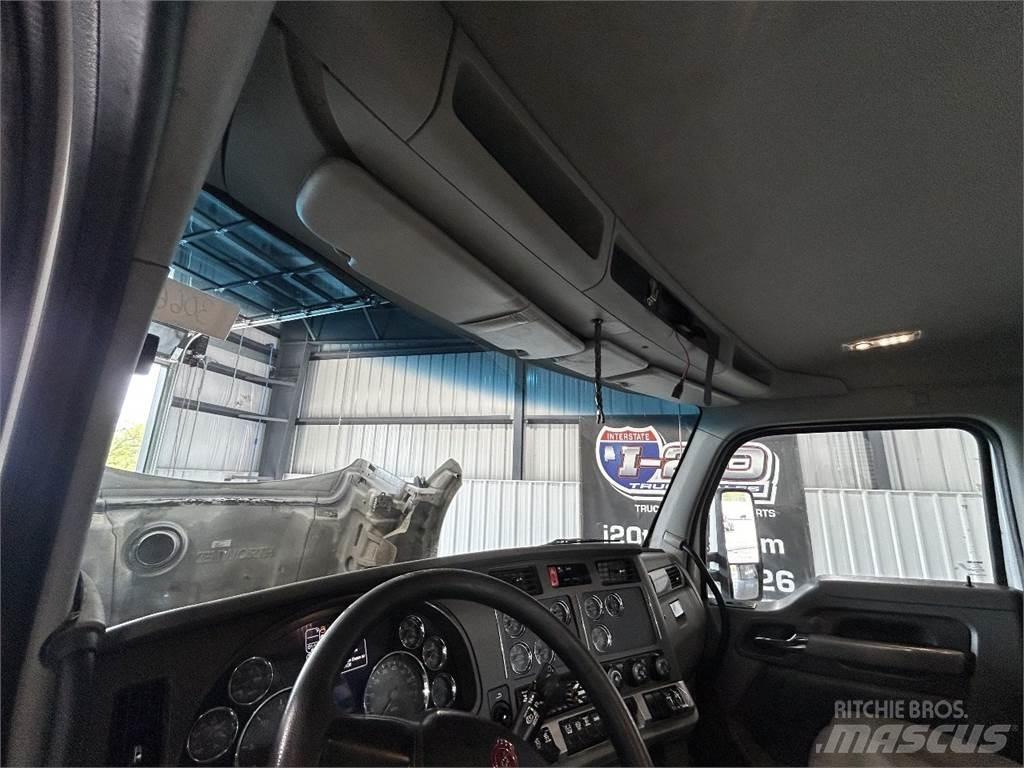 Kenworth T880 Naudoti vilkikai