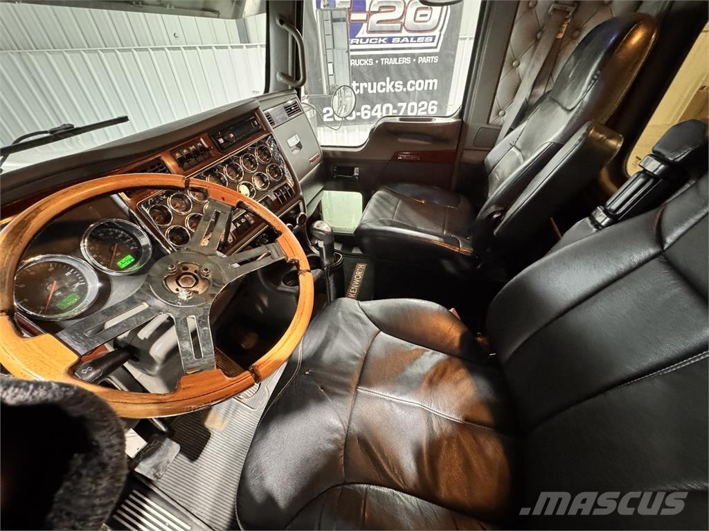 Kenworth W900L Naudoti vilkikai