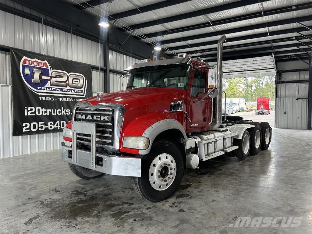 Mack GU713 Naudoti vilkikai