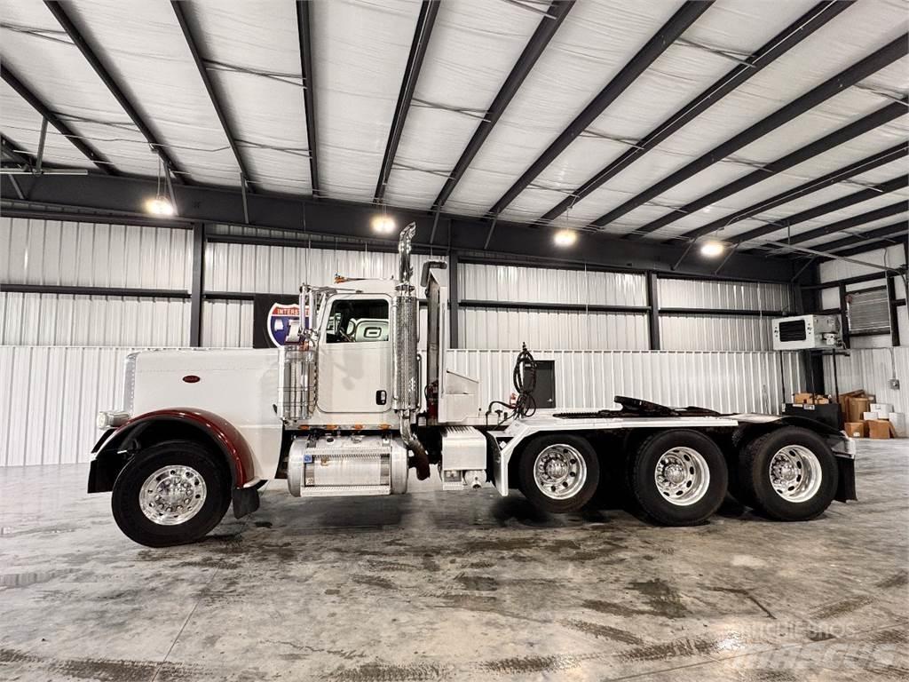 Peterbilt 389 Naudoti vilkikai