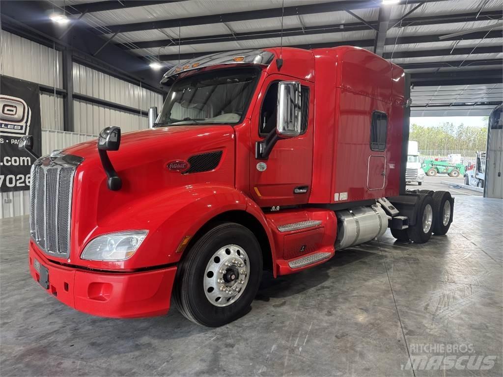 Peterbilt 579 Naudoti vilkikai