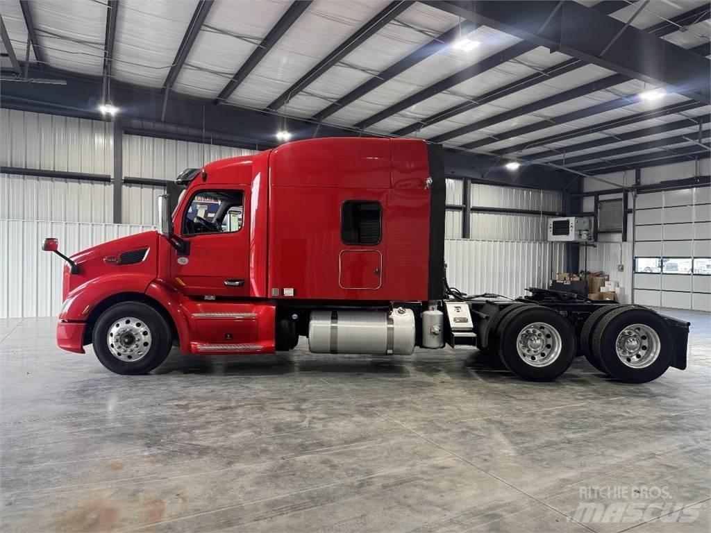 Peterbilt 579 Naudoti vilkikai