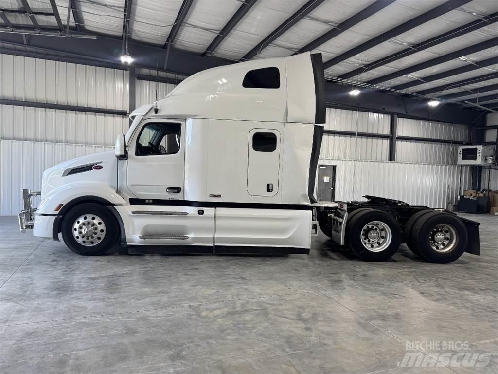 Peterbilt 579 Naudoti vilkikai
