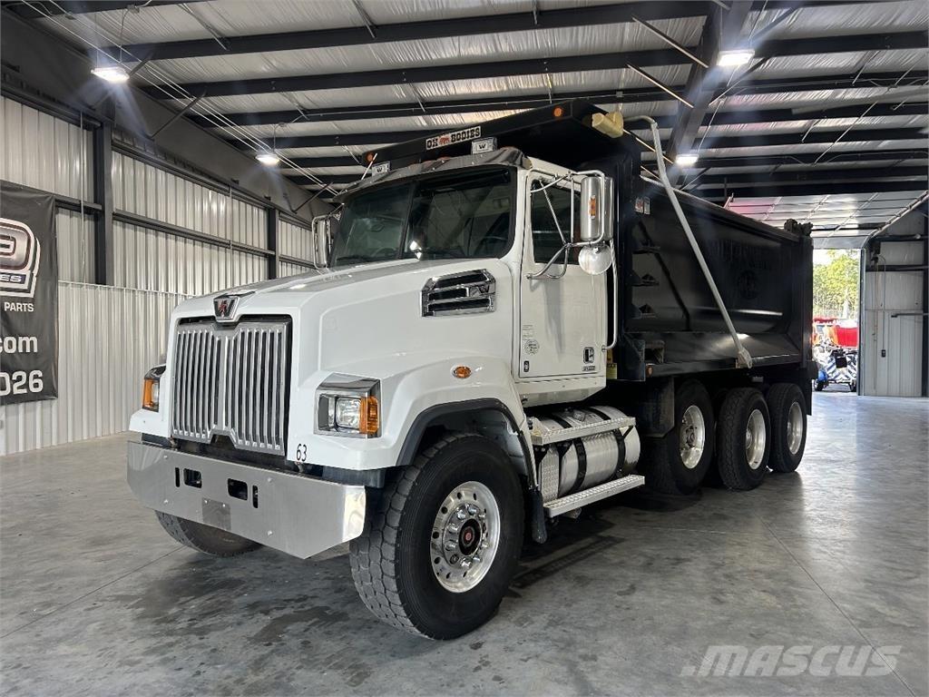 Western Star 4700SF Savivarčių priekabų vilkikai