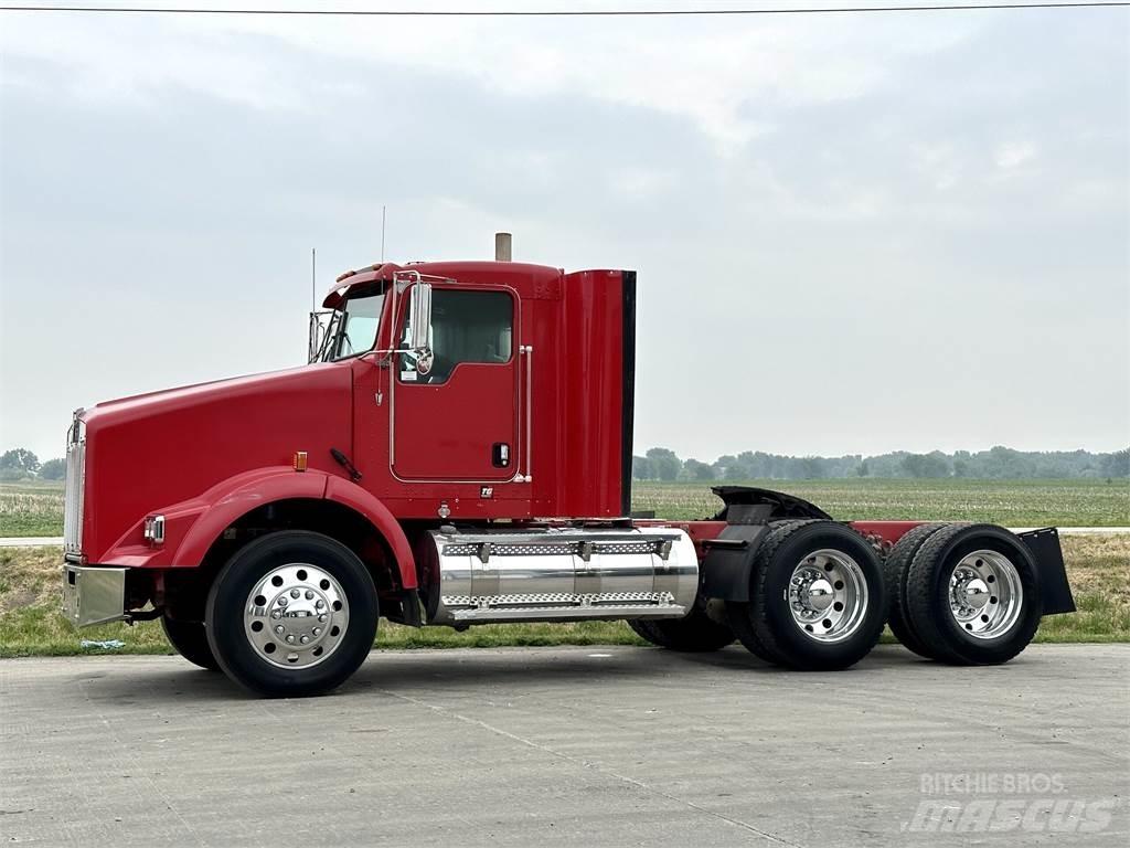 Kenworth T800 Naudoti vilkikai