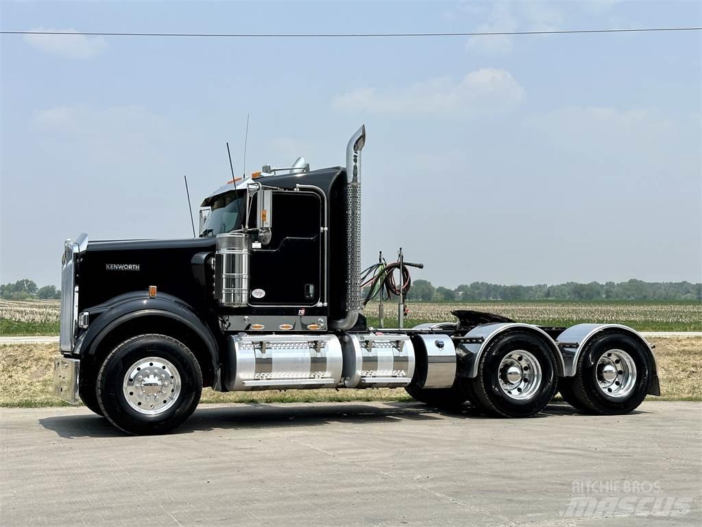 Kenworth W900 Naudoti vilkikai