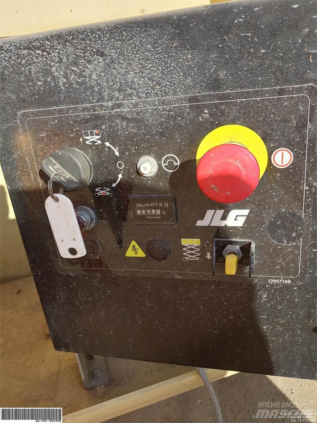 JLG 4069LE Žirkliniai keltuvai