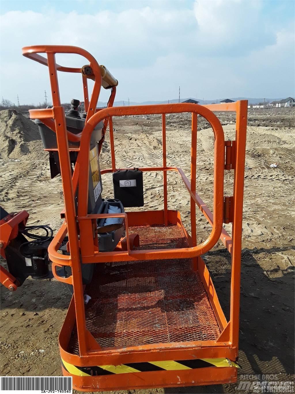 JLG 520AJ Alkūniniai keltuvai