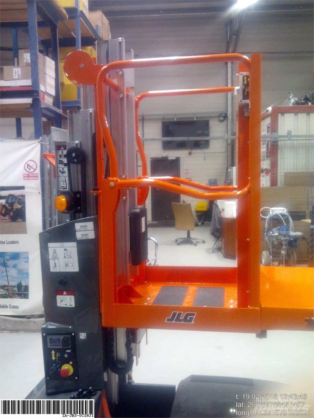 JLG Toucan duo Vertikalūs stiebiniai keltuvai