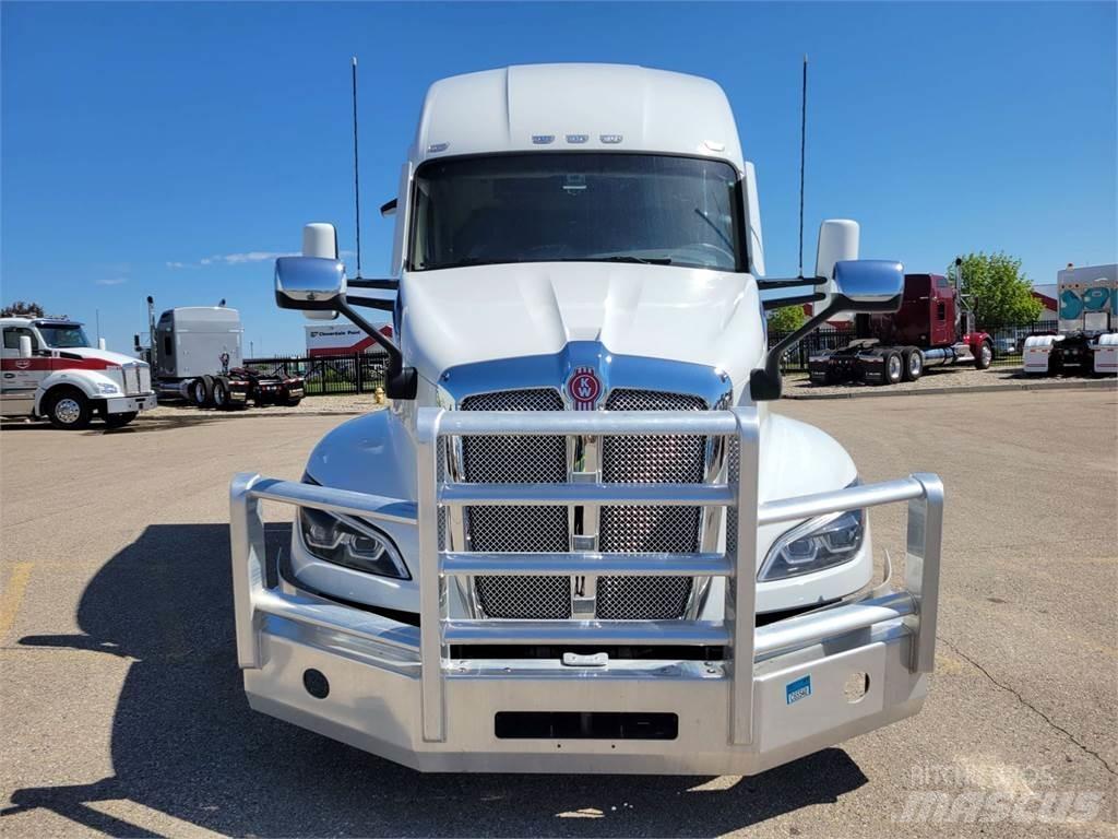 Kenworth T680 Naudoti vilkikai