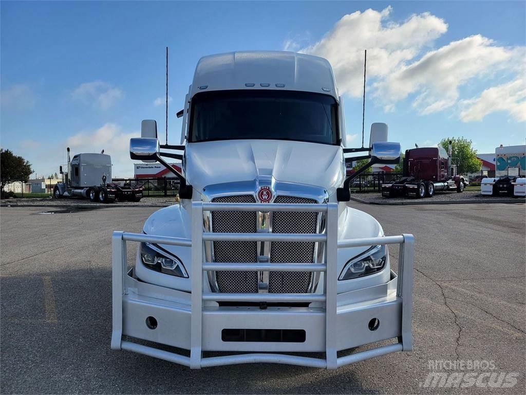 Kenworth T680 Naudoti vilkikai