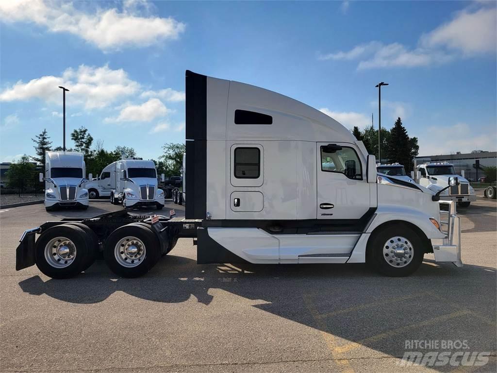 Kenworth T680 Naudoti vilkikai