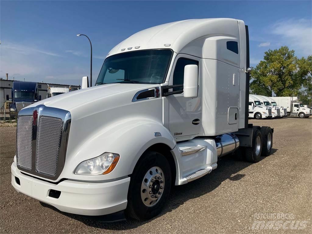 Kenworth T680 Naudoti vilkikai
