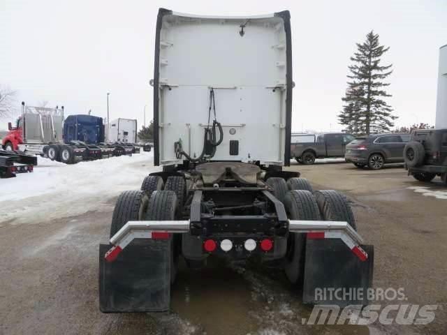 Kenworth T680 Naudoti vilkikai