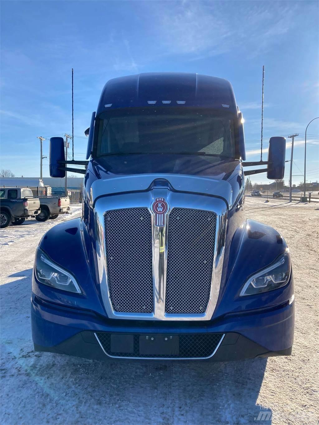 Kenworth T680 Naudoti vilkikai