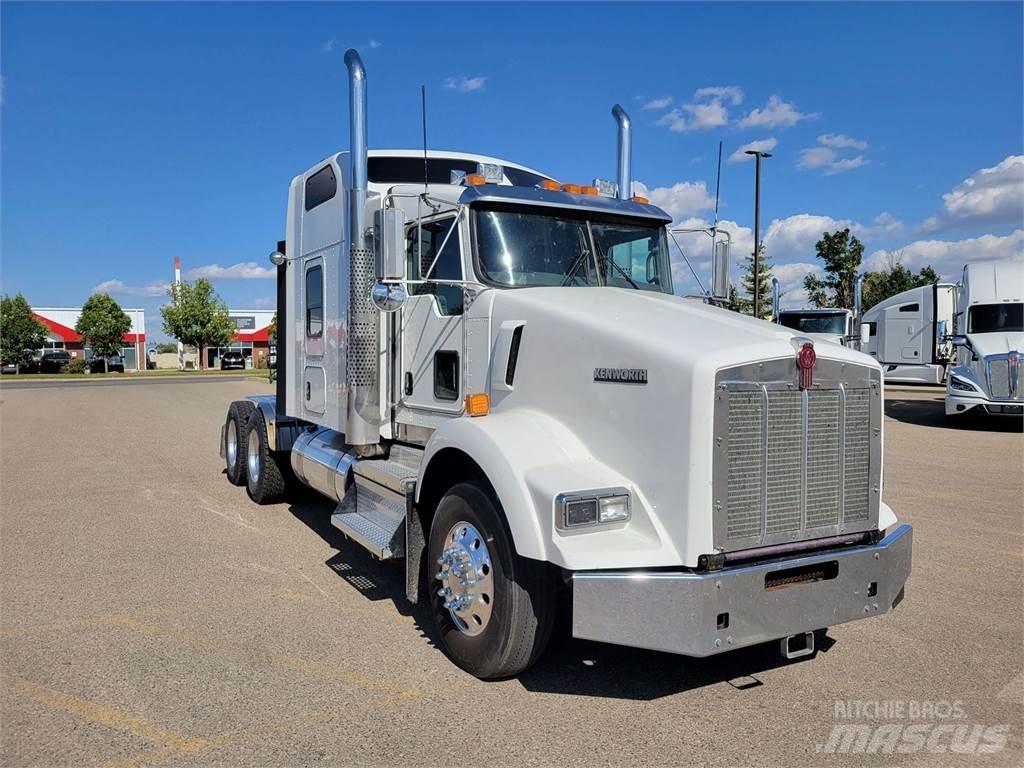 Kenworth T800 Naudoti vilkikai