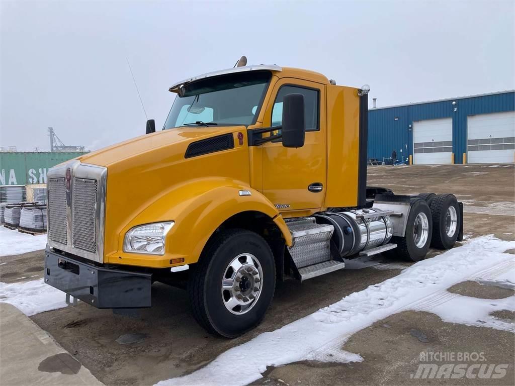 Kenworth T880 Naudoti vilkikai