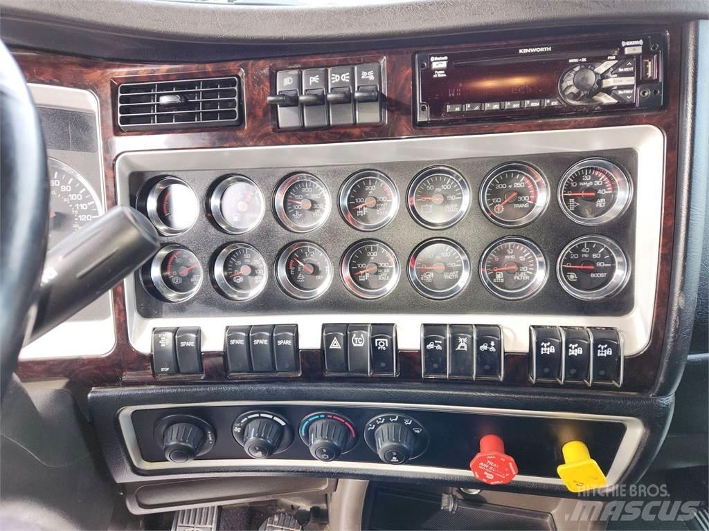 Kenworth W900L Naudoti vilkikai