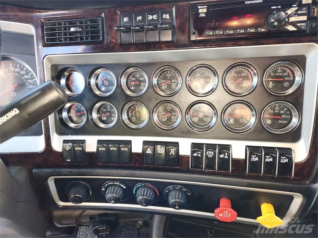 Kenworth W900L Naudoti vilkikai