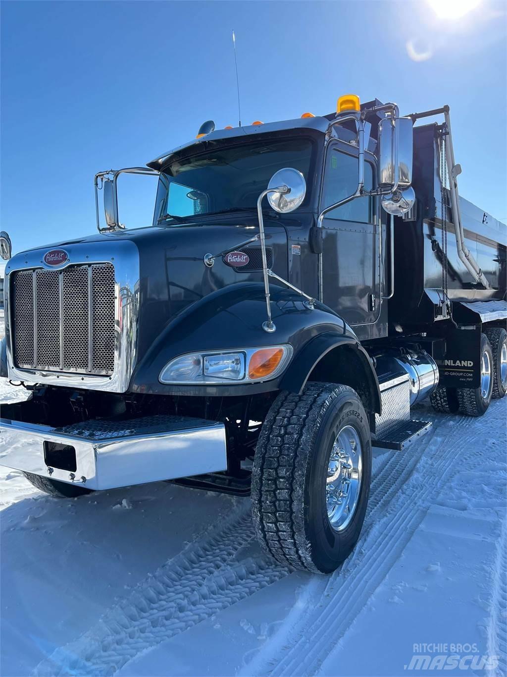 Peterbilt 348 Savivarčių priekabų vilkikai