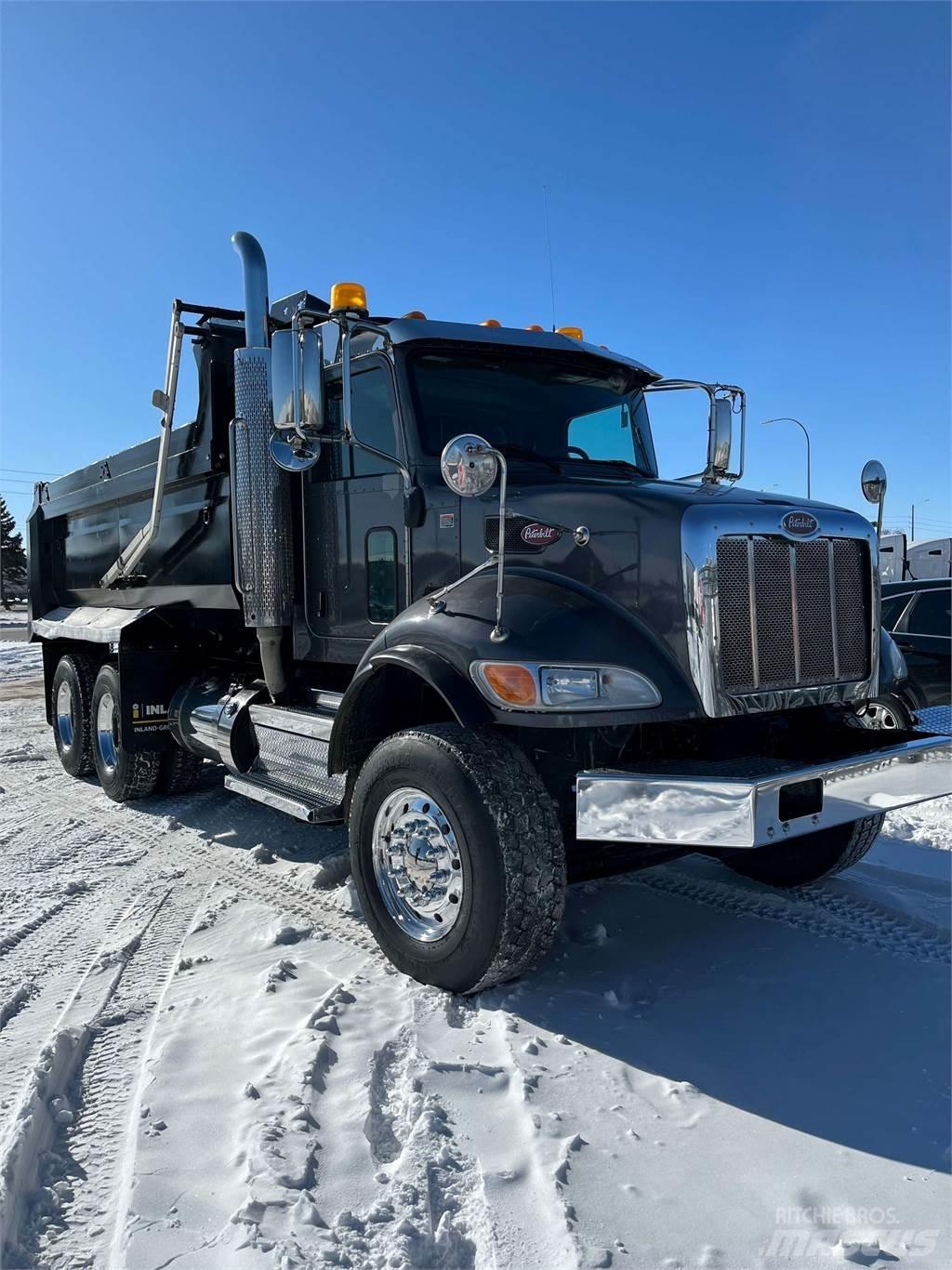 Peterbilt 348 Savivarčių priekabų vilkikai