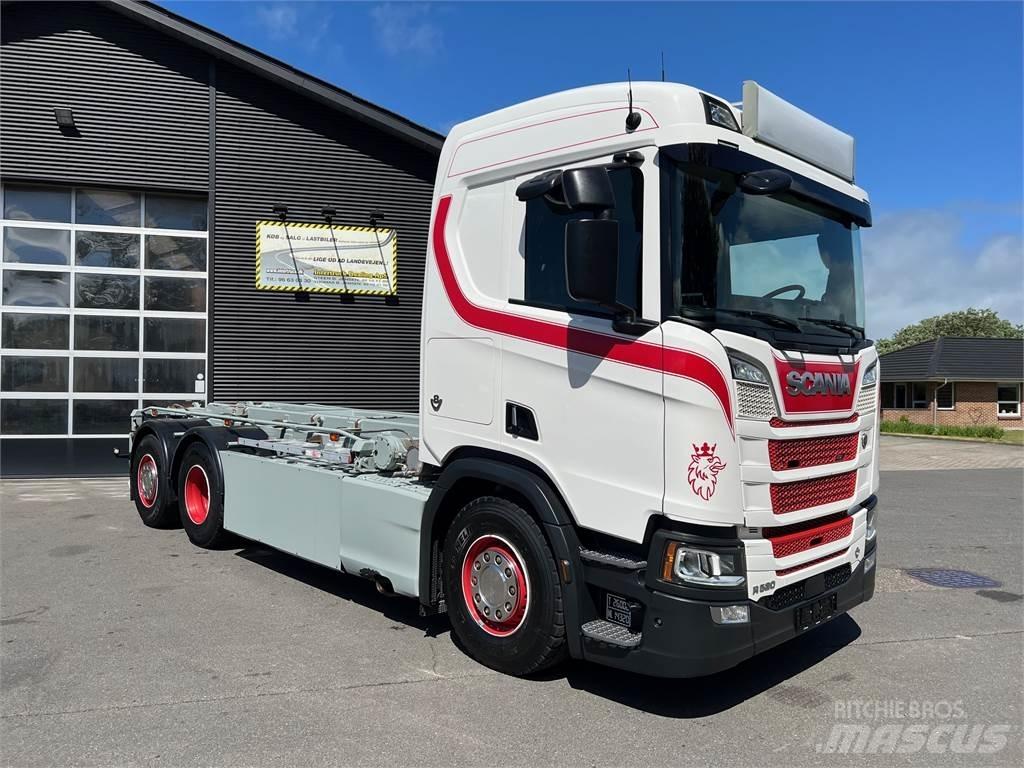 Scania R520 hejs Savivarčiai su kabeliniu keltuvu