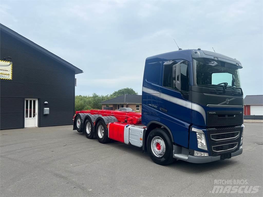 Volvo FH540 Savivarčiai su kabeliniu keltuvu