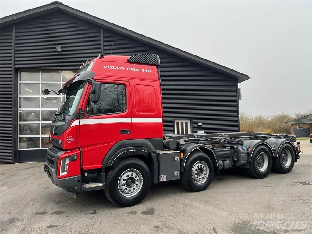Volvo FMX540 Globe Savivarčiai su kabeliniu keltuvu