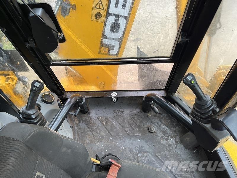 JCB 3CX Compact Vikšriniai ekskavatoriai