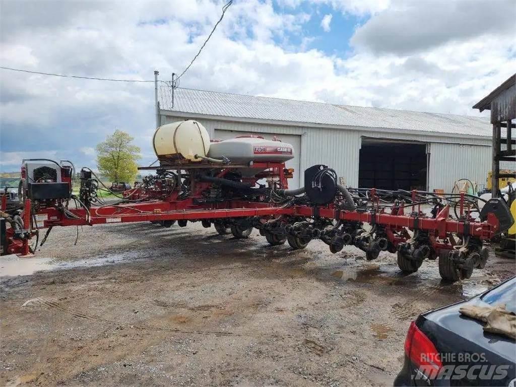 Case IH 1250 Kiti naudoti statybos komponentai