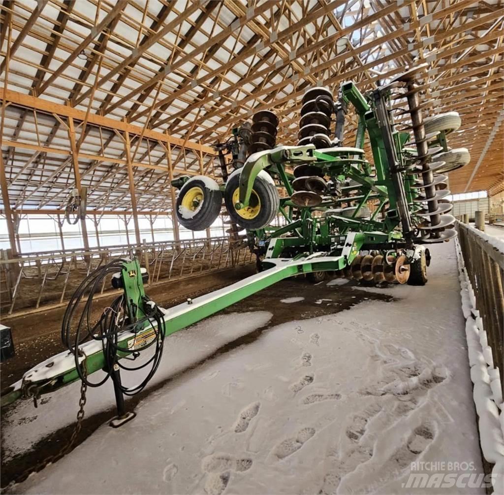 John Deere 637 Kiti naudoti statybos komponentai