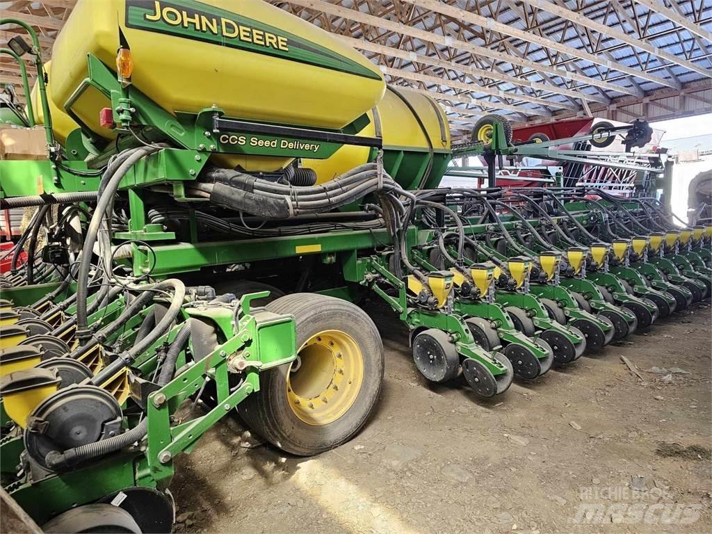 John Deere DB60 Kiti naudoti statybos komponentai