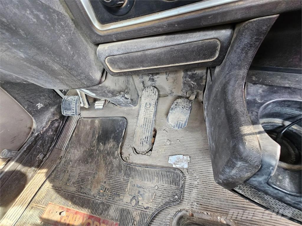 Kenworth T400 Kiti naudoti statybos komponentai