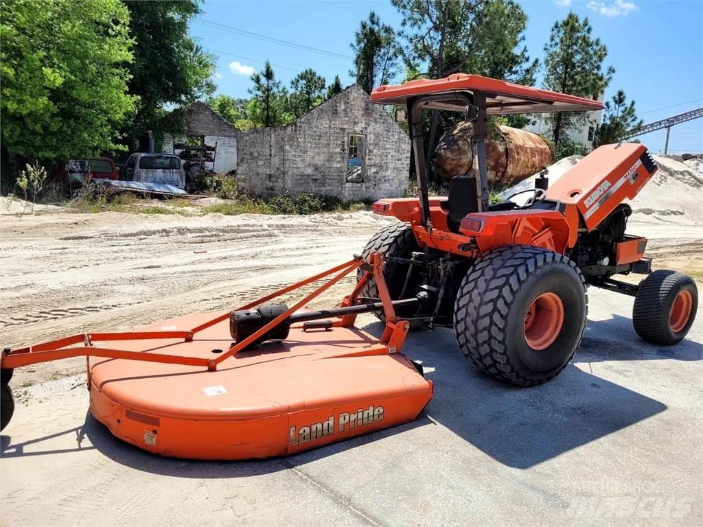 Kubota M4700 Kiti naudoti statybos komponentai