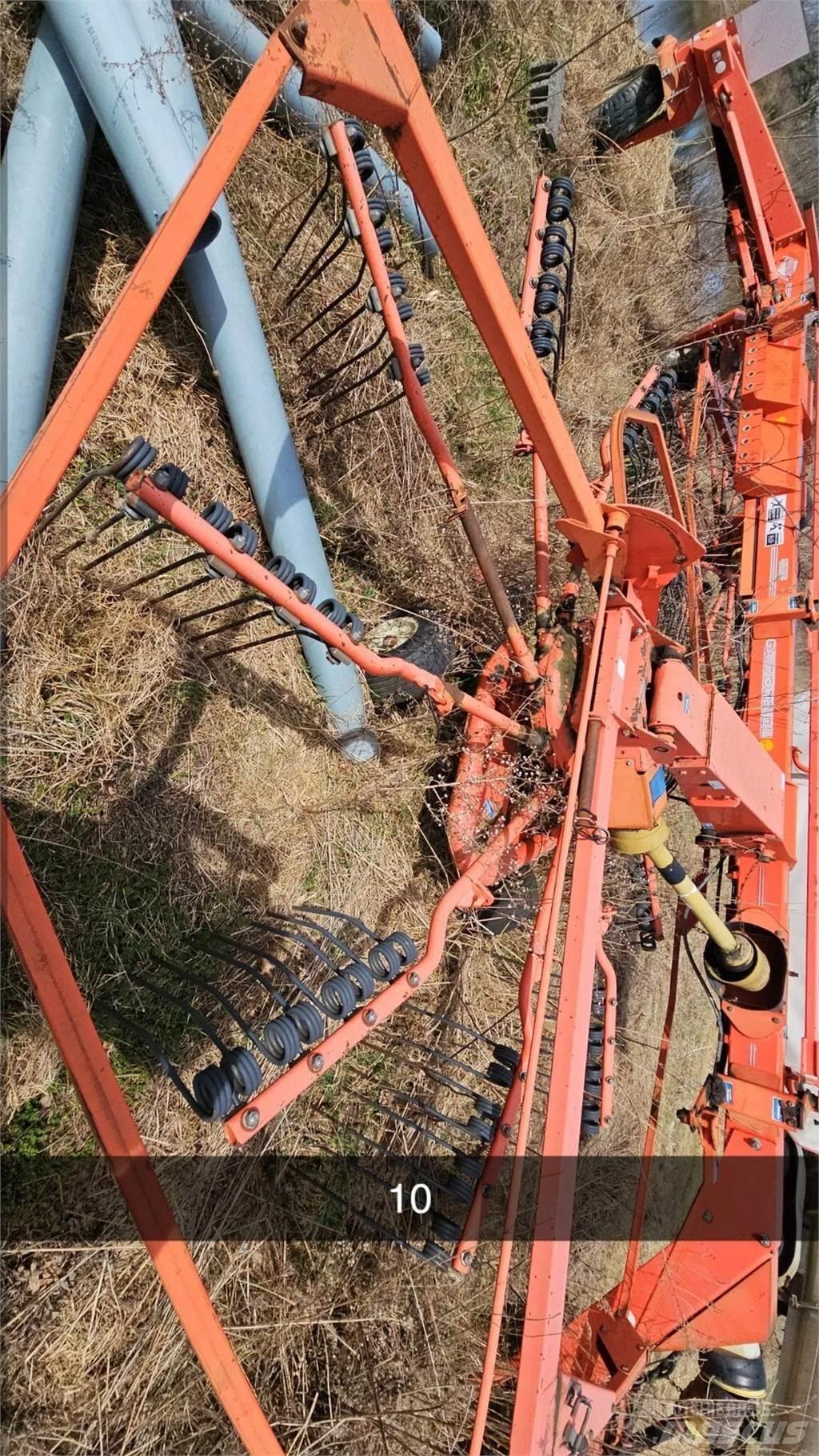 Kuhn GA 7302 DL Kiti naudoti statybos komponentai