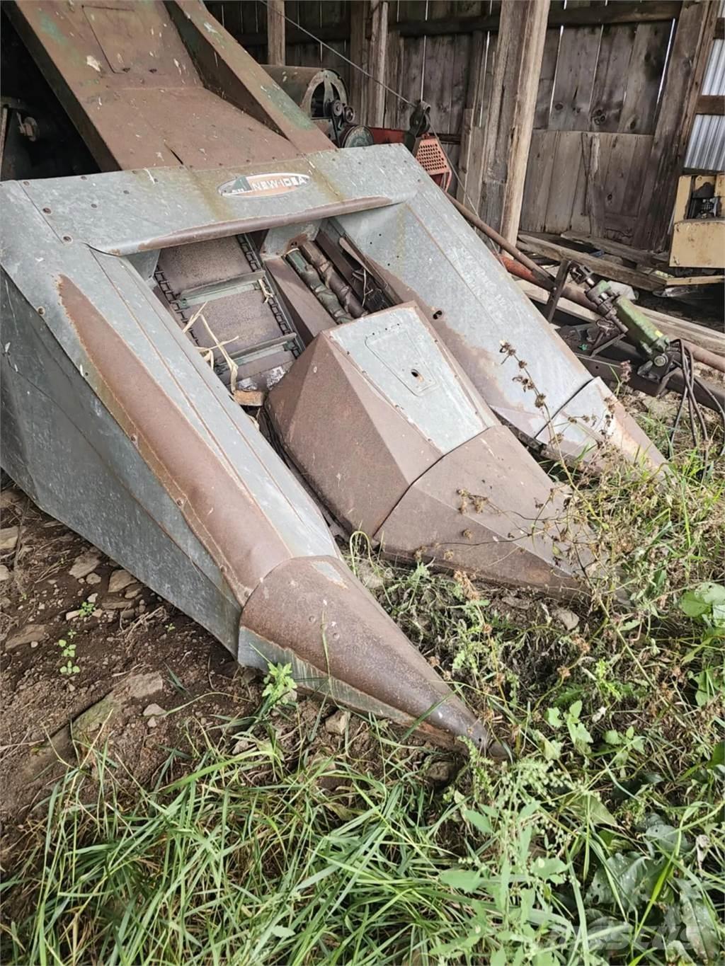 New Idea 327 Kiti naudoti statybos komponentai