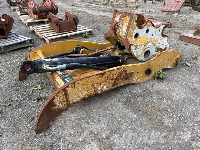 AMI  Vikšriniai ekskavatoriai