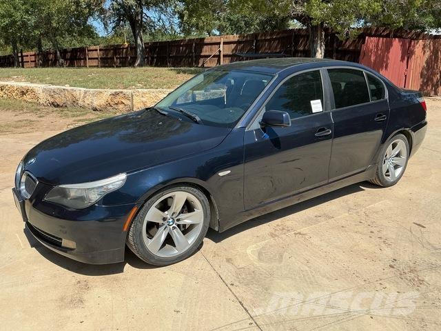 BMW 528i Lengvieji automobiliai