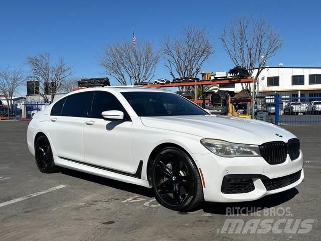 BMW 750I Lengvieji automobiliai