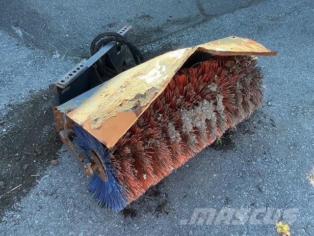 Bobcat 48 Statyba - Kita