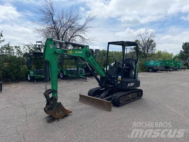 Bobcat E32 Vikšriniai ekskavatoriai