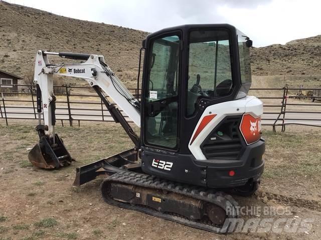 Bobcat E32i Vikšriniai ekskavatoriai