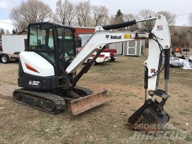 Bobcat E32i Vikšriniai ekskavatoriai