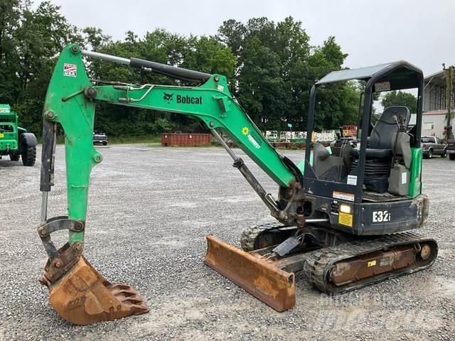 Bobcat E32i Vikšriniai ekskavatoriai