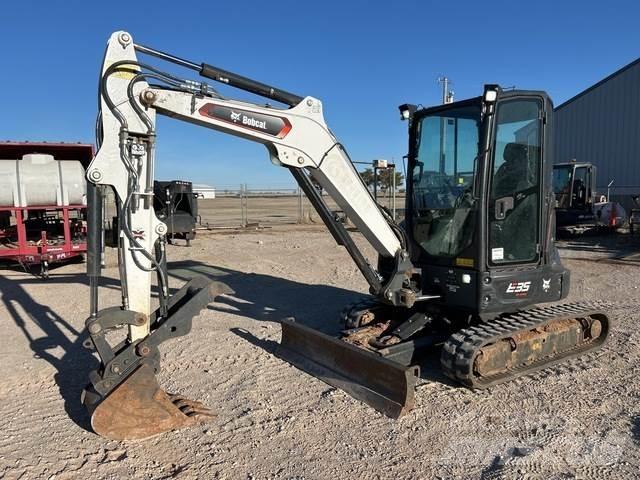 Bobcat E35 Vikšriniai ekskavatoriai