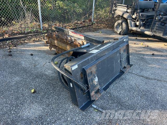 Bobcat LT313 Tranšėjų ekskavatoriai