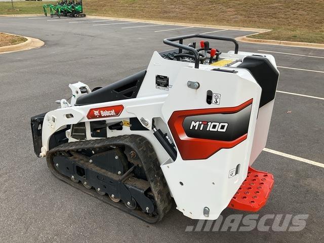 Bobcat MT100 Krautuvai su šoniniu pasukimu