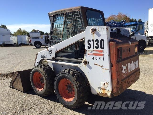 Bobcat S130 Krautuvai su šoniniu pasukimu